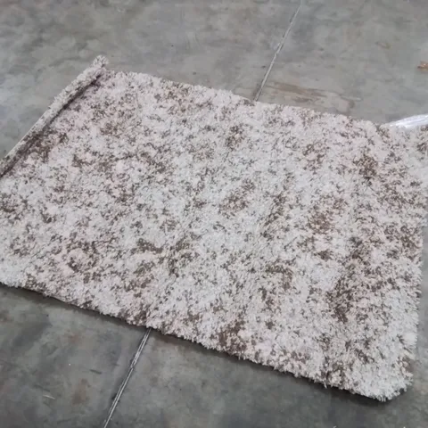 QUALITY DESIGNER AREA RUG - APPROXIMATELY 170X120CM