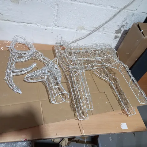 FESTIVE INDOOR/OUTDOOR PRE LIT REINDEER