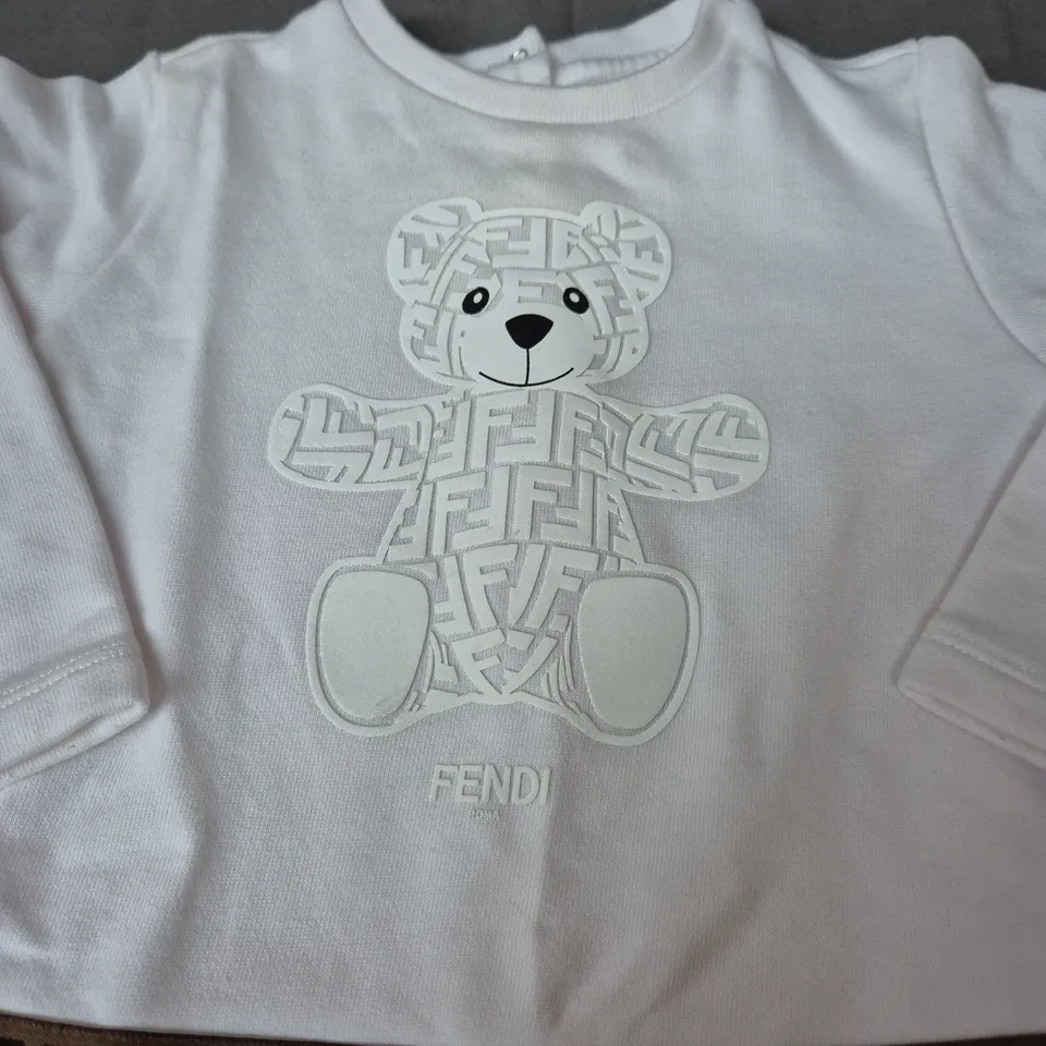 KIDS FENDI OUTFIT SIZE 24M