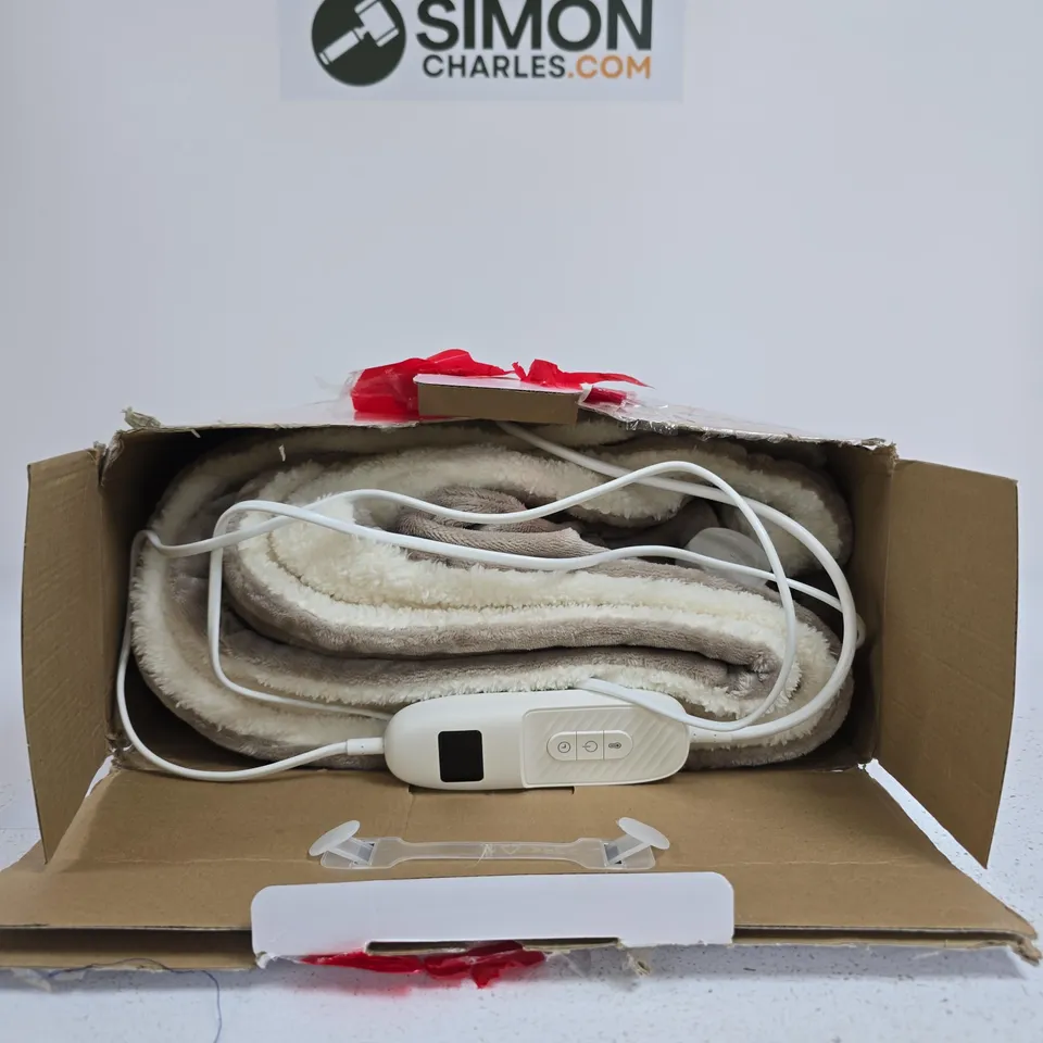 HOMESMART ELECTRIC HEATED BLANKET WITH CONTROLLER – CREAM, BOXED