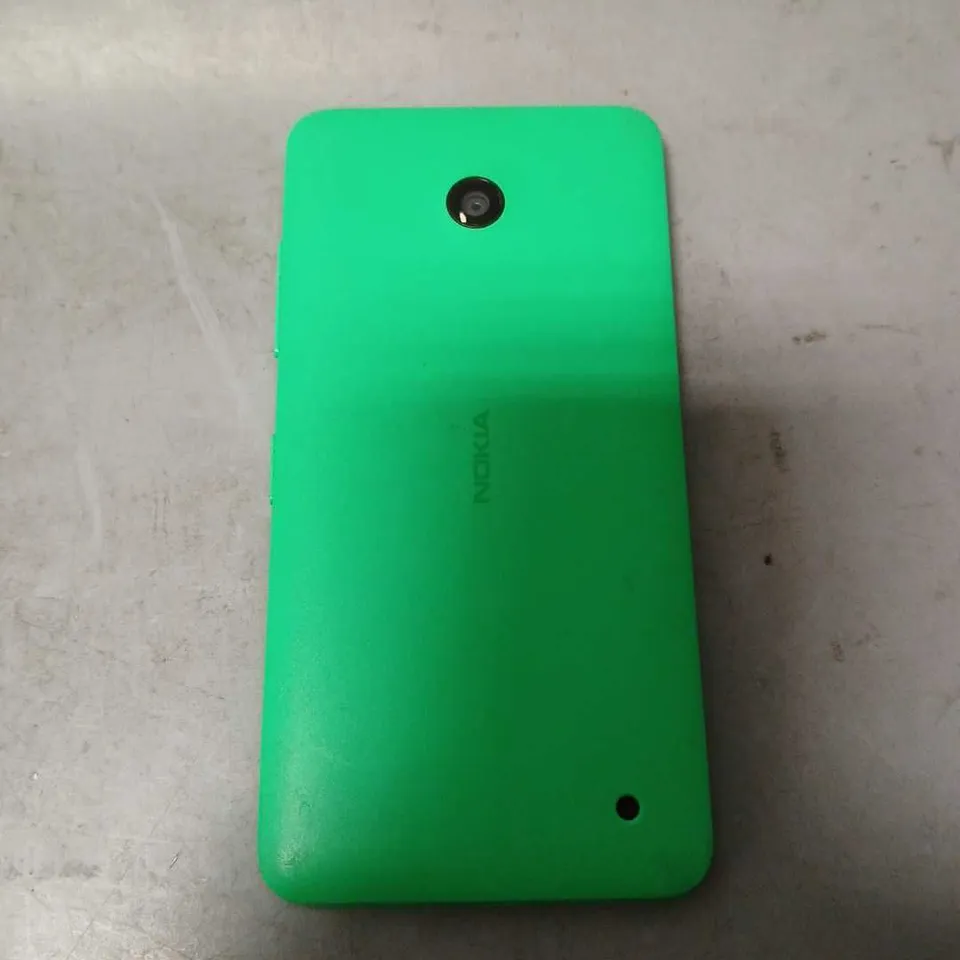 NOKIA GREEN MOBILE PHONE 