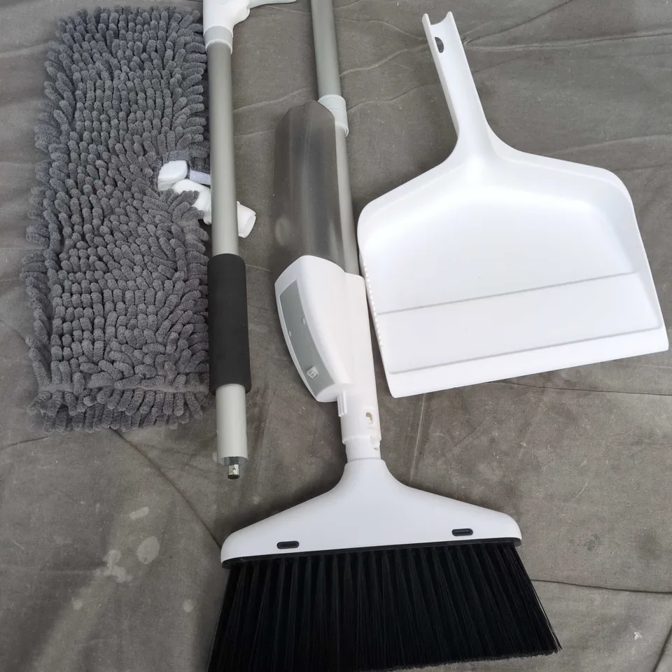 BLISS & BEYOND 5 IN 1 HOUSEHOLD CLEANING FLIP-FLOP MOP SET – BOXED