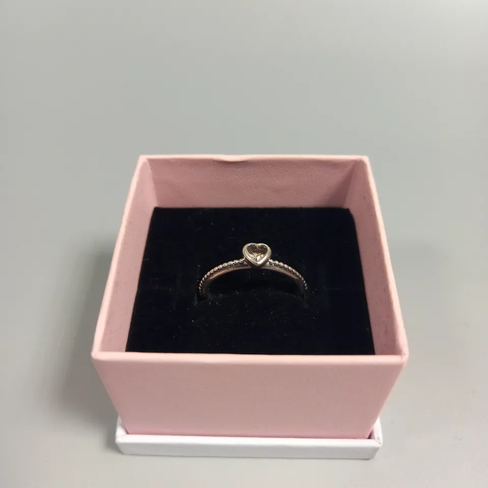 BOXED PANDORA HEART STONE RING 
