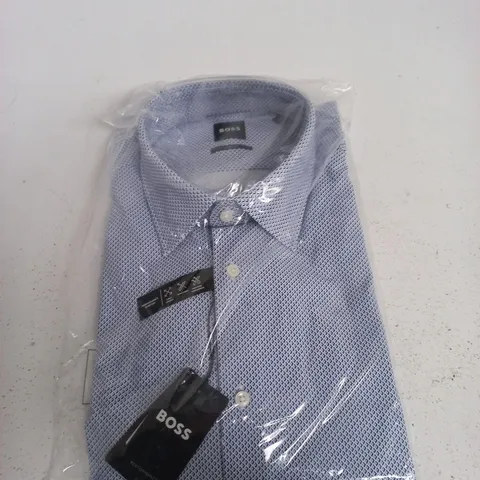 HUGO BOSS MEN'S DRESS SHIRT – SIZE XL