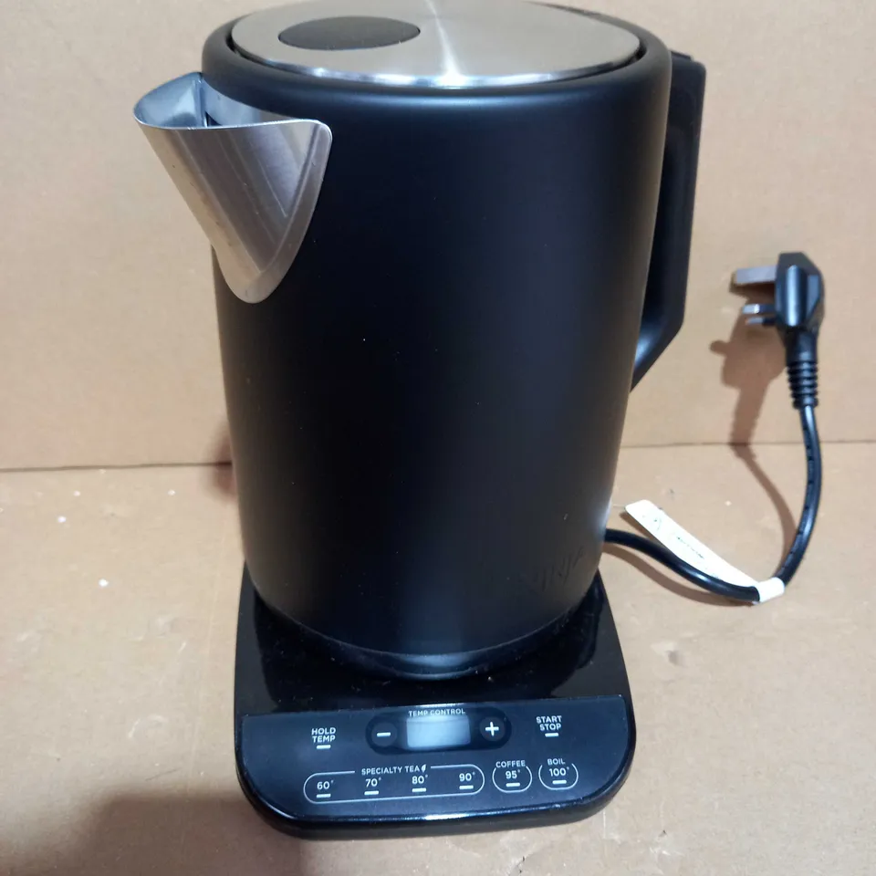 NINJA PERFECT TEMPERATURE KETTLE KT200UK