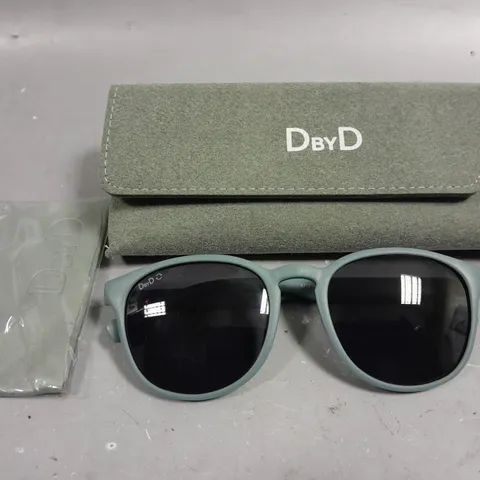 DBYD POLARISED GLASSES WITH GREEN FRAME IN CASE