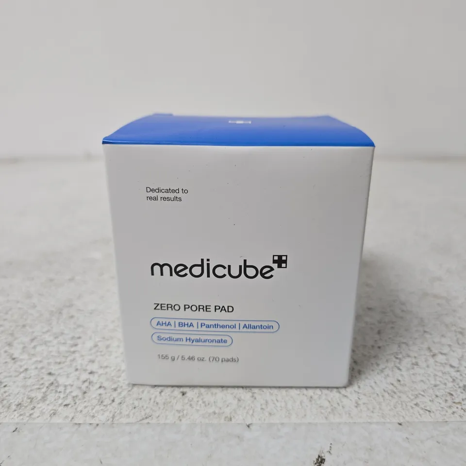 MEDICUBE ZERO PORE PAD - 70 PADS, 155 G
