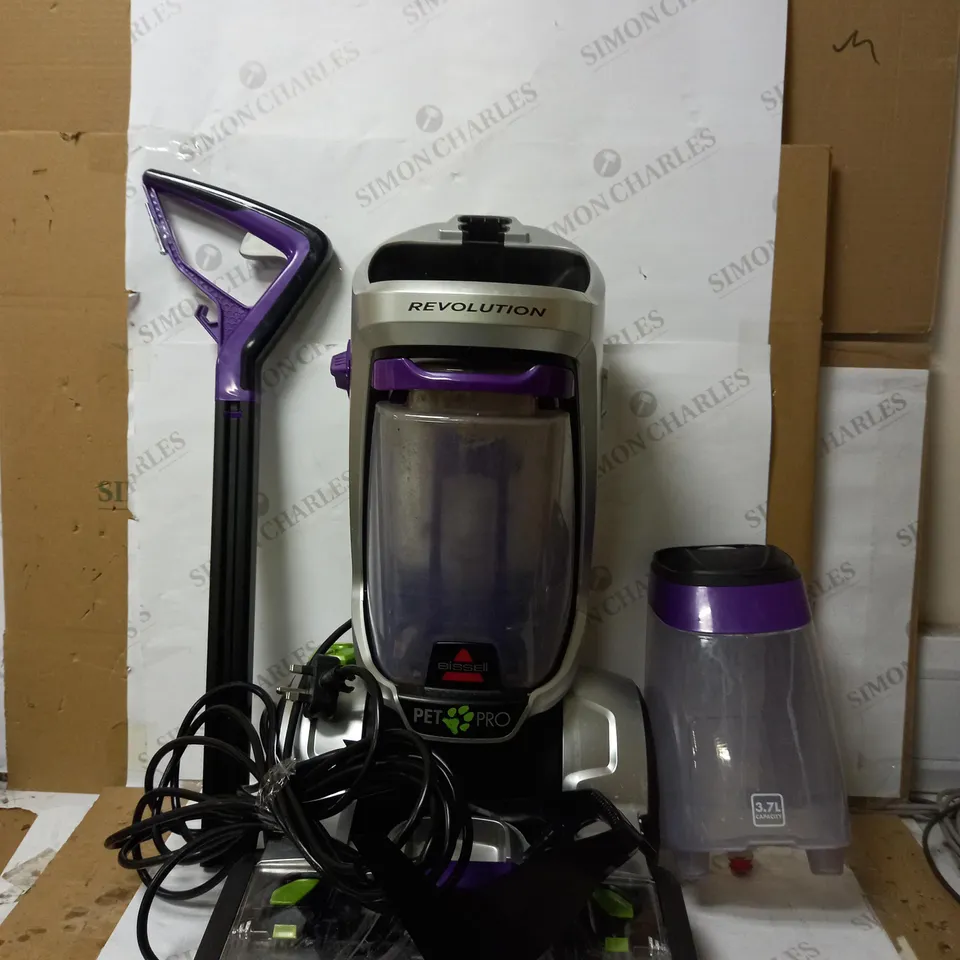 BISSELL PROHEAT 2X REVOLUTION PET PRO CARPET CLEANER 