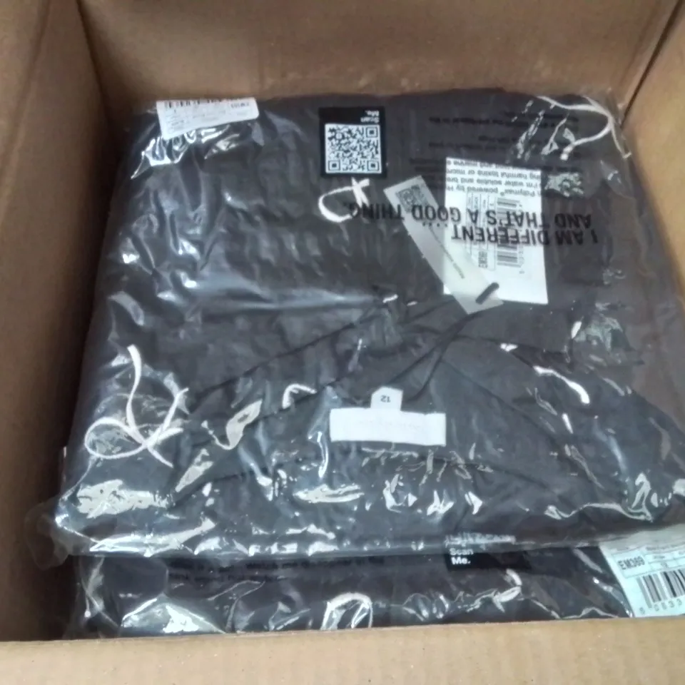 BOXED BRAND NEW APPROXIMATELY 6 SIMPLY BE BLACK BOW FRONT BLOUSE SIZE 12