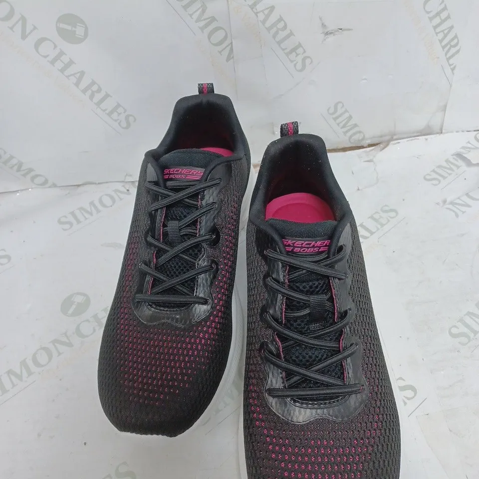 BOXED BOBS SPORT TRAINERS SIZE 7