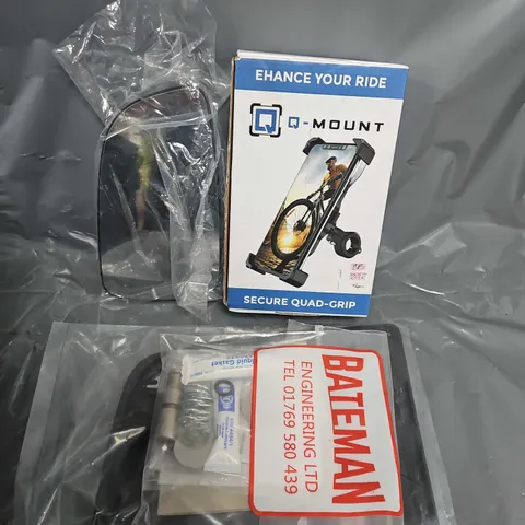 BOX OF ASSORTED CAR PARTS AND ACCESSORIES TO INCLUDE  - MIRROR - TOOLS - CHAINS  