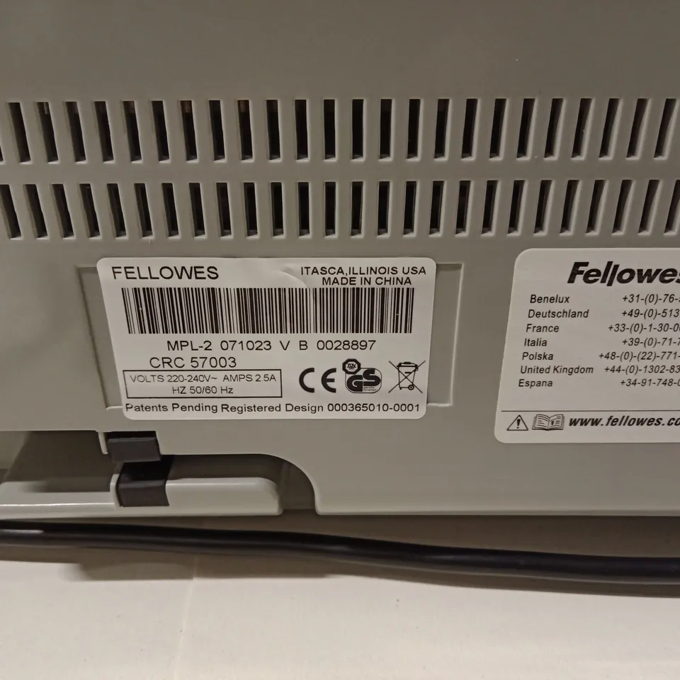 UNBOXED FELLOWES MPL-2 LAMINATOR – 220-240V (MPL-2) – DESKTOP OFFICE EQUIPMENT