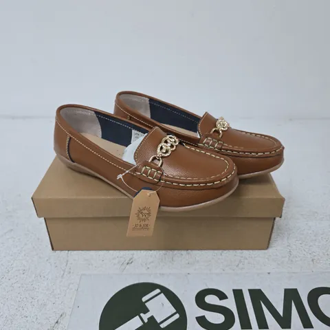 JO & JOE KASBAH TAN LEATHER LOAFERS – UK 4