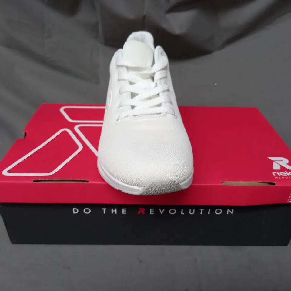 BOXED PAIR OF RIEKER TRAINERS IN WHITE SIZE 6.5