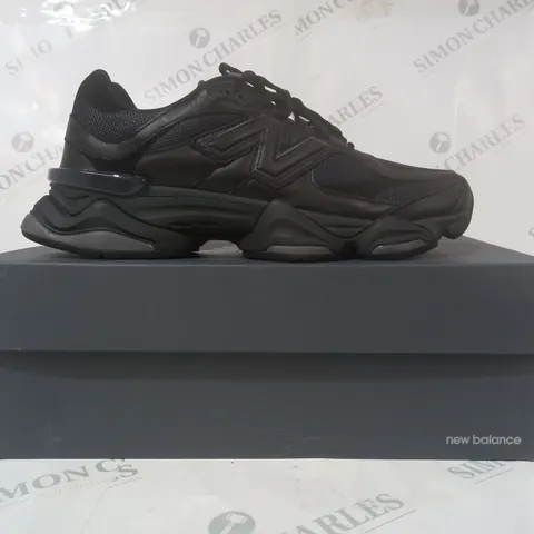 BOXED PAIR OF NEW BALANCE 9060 SHOES IN BLACK UK SIZE 10.5