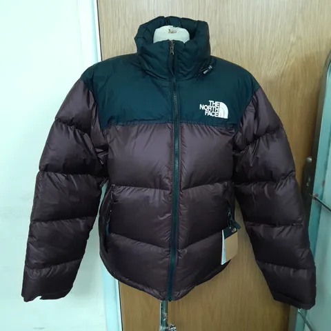 THE NORTH FACE RETRO PUFFER JACKET IN COALBROWN/BLACK SIZE M