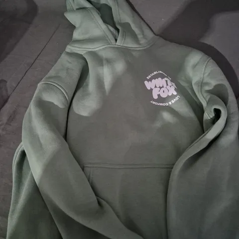 WHITE FOX HOODIE IN GREEN - M