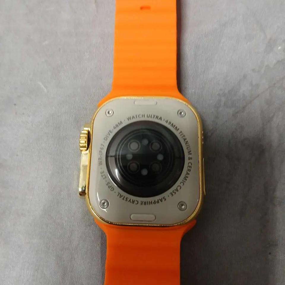 SMARTWATCH WITH ORANGE SILICONE BAND, 49MM CASE, WR-IP67