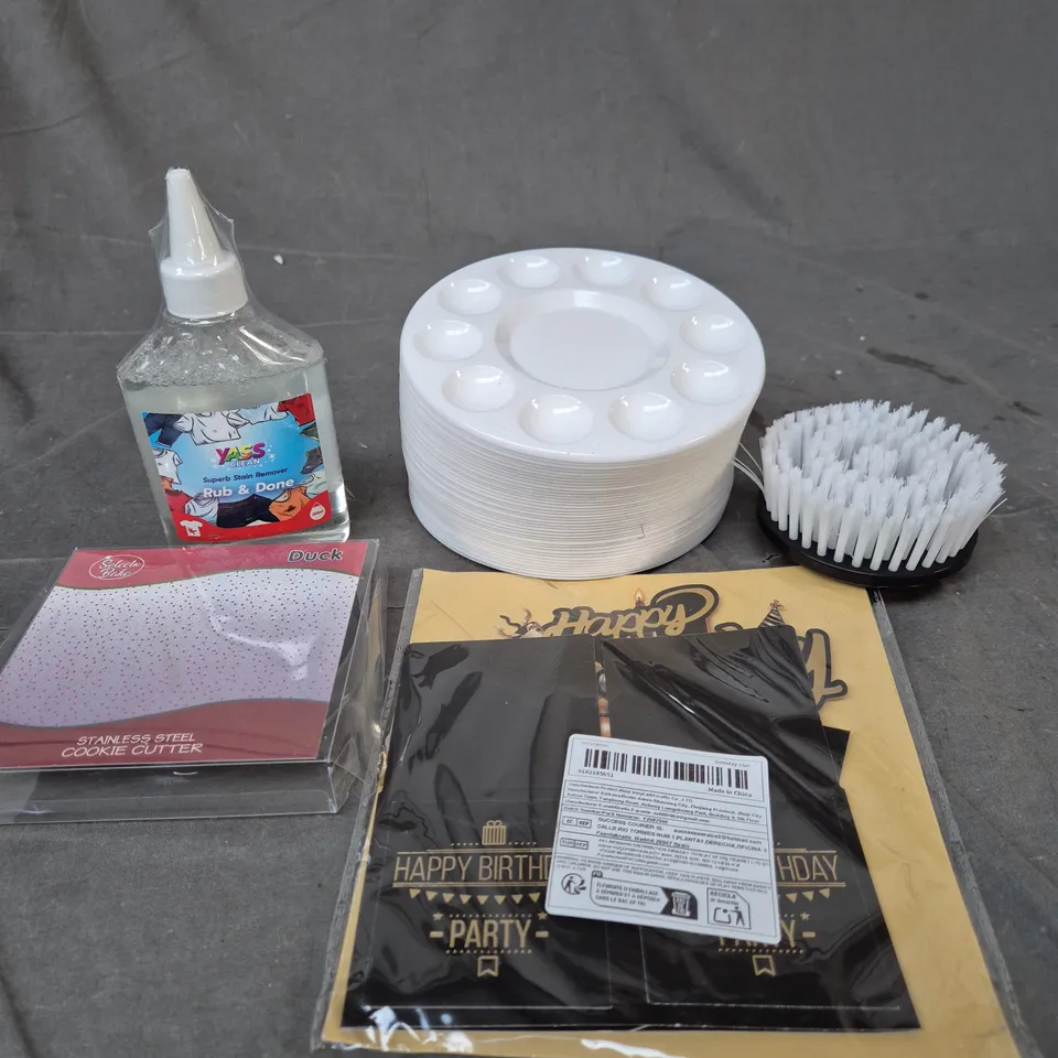 APPROXIMATELY 10 ASSORTED HOUSEHOLD PRODUCTS TO INCLUDE COOKIE CUTTER, STAIN REMOVER, CLEANING BRUSH ETC 