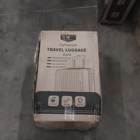 BOXED LUGG LIGHTWEIGHT TRAVEL SUITCASE