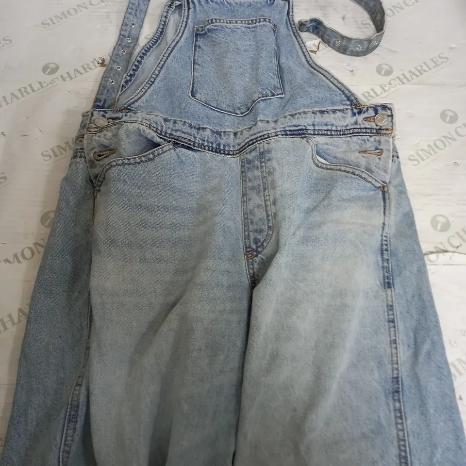 ZARA LIGHT DENIM DUNGAREES - MEDIUM 