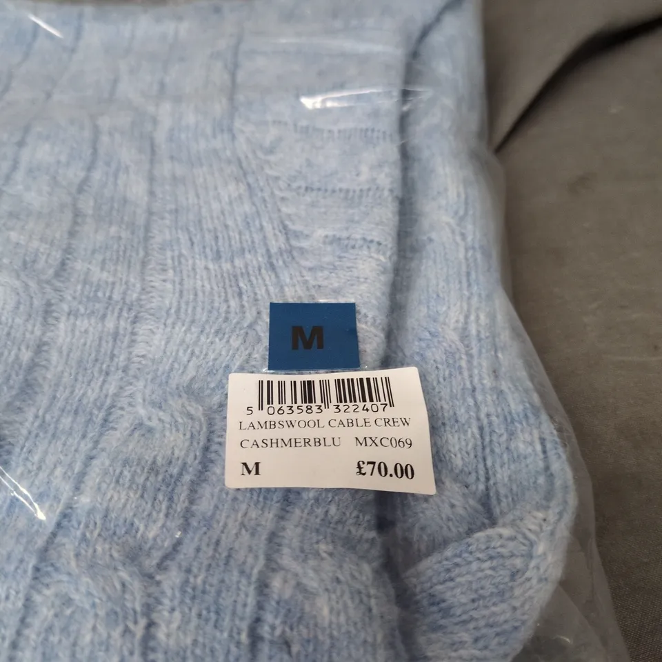 BAGGED CREW CLOTHING COMPANY LAMBSWOOL CABLE CREW CASHMERE BLUE MEDIUM