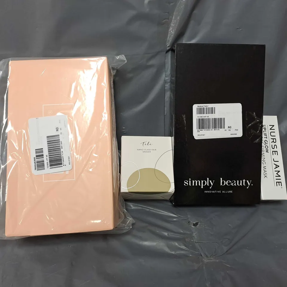 BOX OF APPROXIMATELY 10 ASSORTED ITEMS TO INCLUDE -  SIMPLY BEAUTY TOOTHBRUSH , FIRMING MASK , GLASS HAIR ERASER ETC