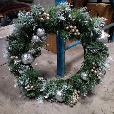 GLITTERY POMEGRANATE 24" WREATH