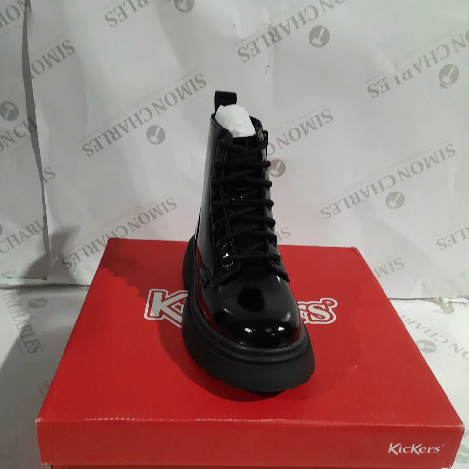 BLACK KICKERS KENZI BOOTS SIZE 32