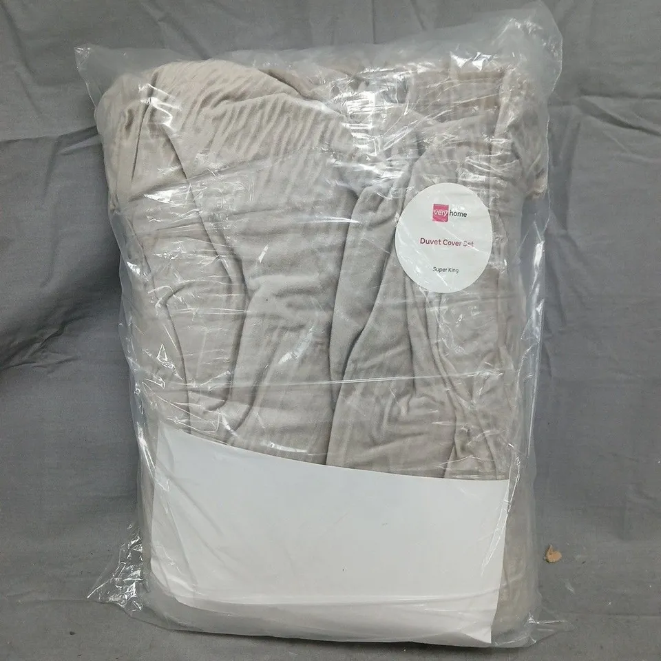 RIBBED PLEATED VELVET DUVET COVER SET - CHAMPAGNE - SUPER KING SIZE