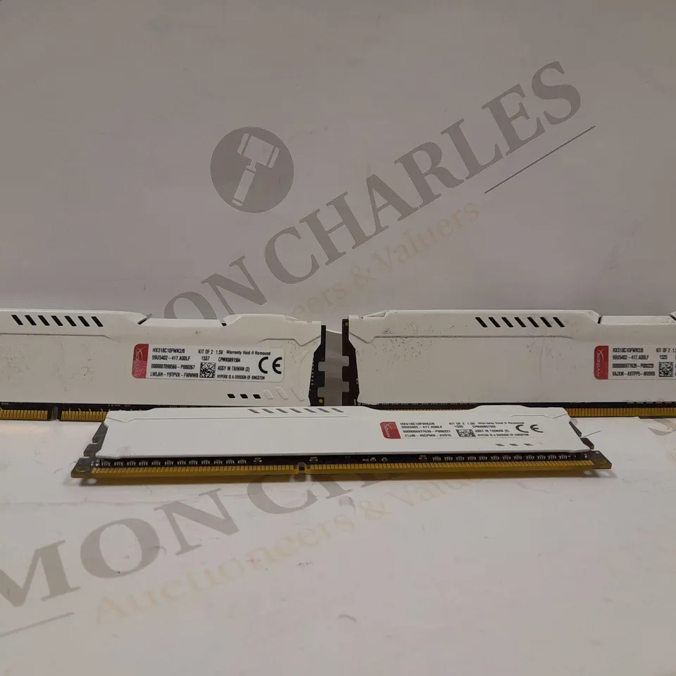 KINGSTON 8GB(2X4GB) HX318C10FWK2/8 HYPERX FURY WHITE DDR3