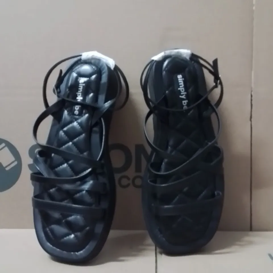 BOXED BRAND NEW APPROXIMATELY 6 SIMPLY BE PHEOBE WIDE SHOES BLACK SIZE 9
