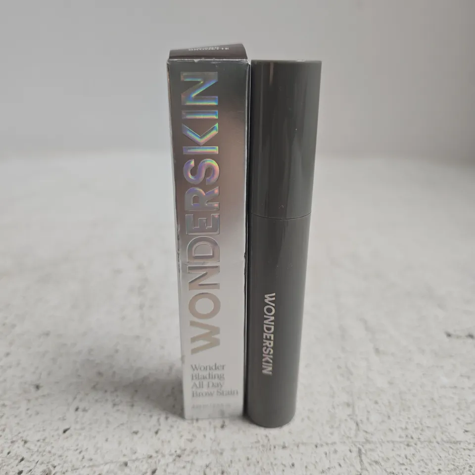 BOXED WONDERSKIN WONDER BLADING ALL-DAY BROW SATIN (3.29ML) - DARK BRUNETTE