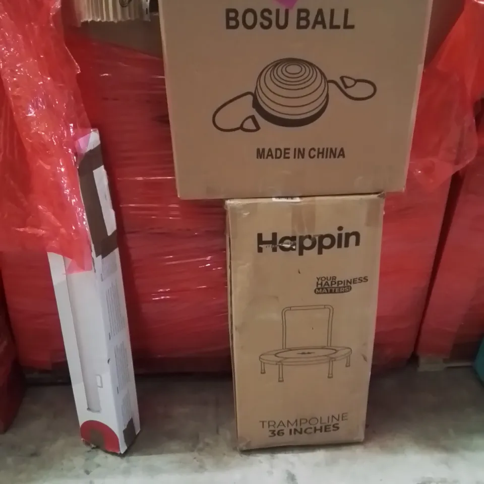 PALLET OF ASSORTED HOUSEHOLD GOODS AND PRODUCTS TO INCLUDE;TRAMPOLINE,RETRACTABLE SAFETY GATE,BOAUBALL 