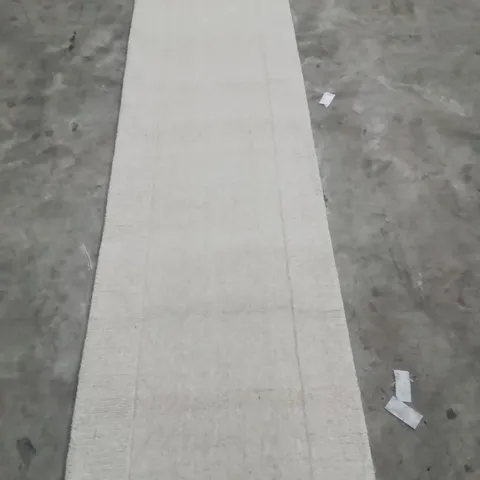 QUALITY DESIGNER AREA RUG - APPROXIMATELY 300X80CM