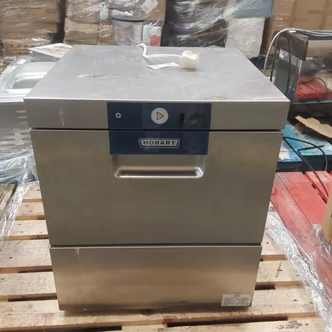 HOBART GXCS 11B UNDER COUNTER GLASS WASHER