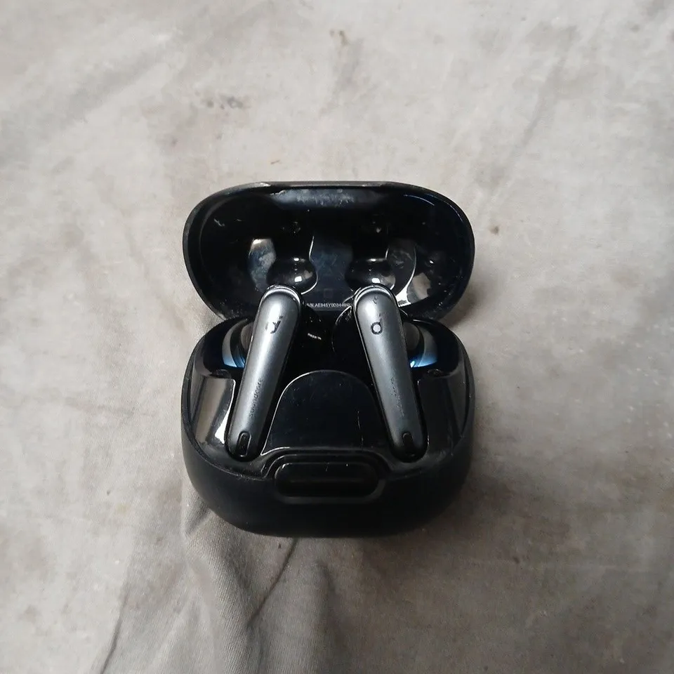 SOUNDCORE LIBERTY 4 NC WIRELESS EARBUDS – BLACK IN CHARGING CASE