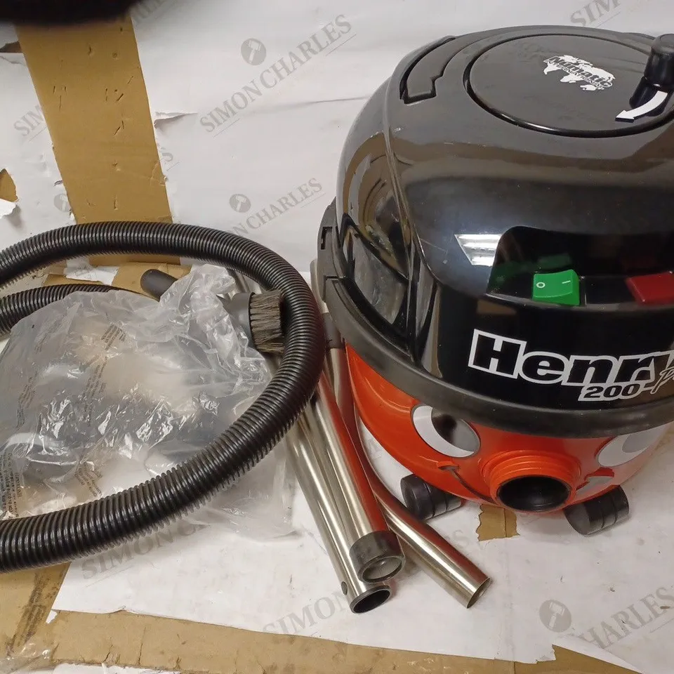 HENRY PLUS VACUUM CLEANER