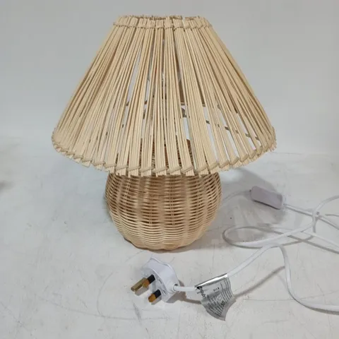 WICKER TABLE LAMP WITH SHADE - 35CM TALL