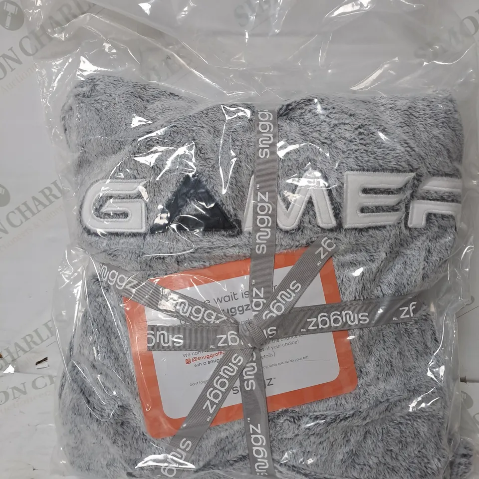 SEALED SNUGGZ GAMER GREY BLANKET 