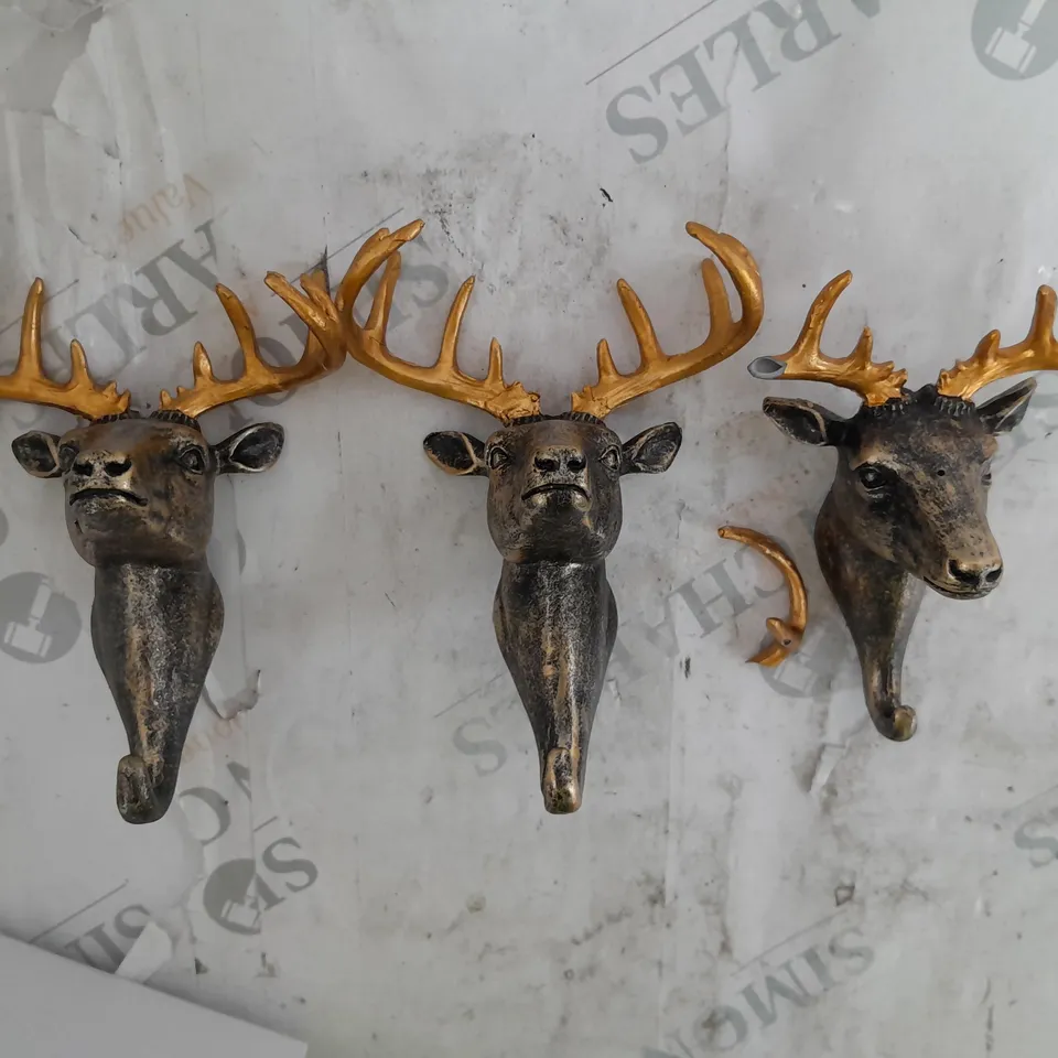 BOXED ALISON CORK SET OF 3 WALL HOOK STAGS