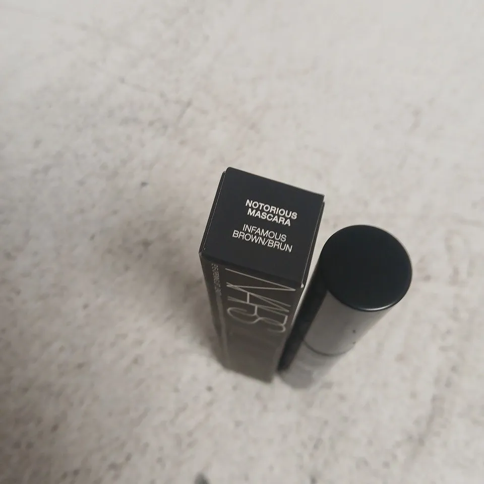 NARS NOTORIOUS MASCARA – INFAMOUS BROWN/BRUN (8G)