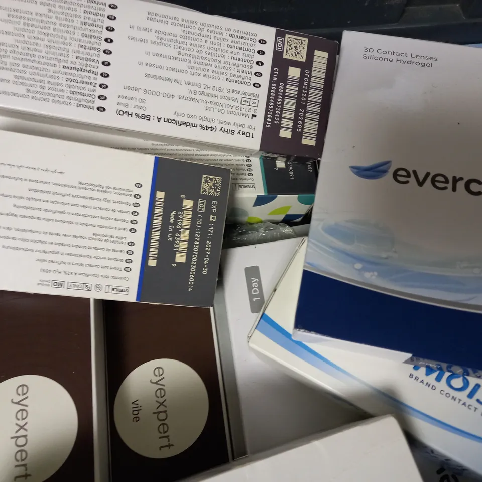 BOX OF APPROX 25 ASSORTED CONTACT LENSES AND CONTACT LENSE SOLUTIONS