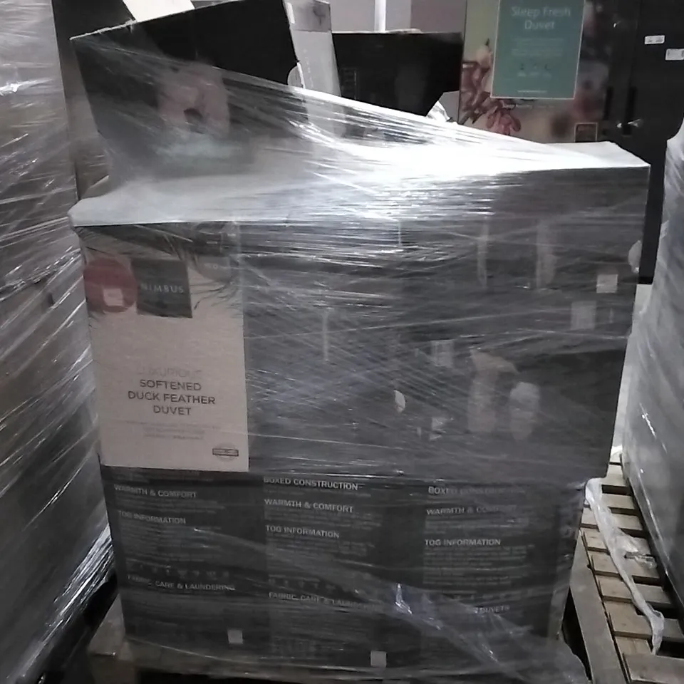 PALLET OF ASSORTED ITEMS TO INCLUDE: NIMBUS LUXURIOUS SOFT DUCK FEATHERED DUVETS, THE FINE BEDDING Co SLERP FRESH DUVET 