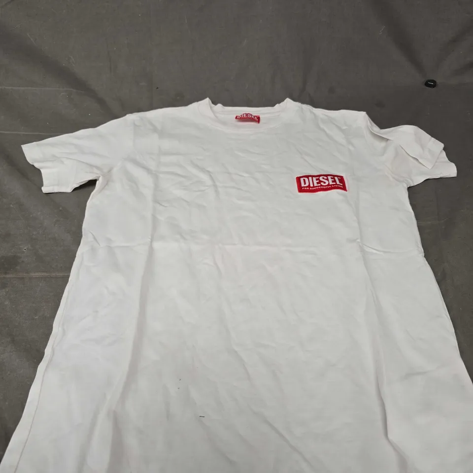 DIESEL WHIE CREW NECK TEE SIZE S
