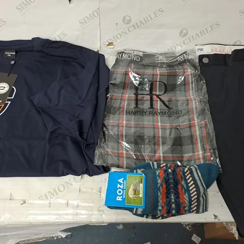BOX OF APPROXIMATELY 25 ASSORTED CLOTHING ITEMS TO INCUDE - T-SHIRT - TROUSERS , TOPS , SOCKS - ETC