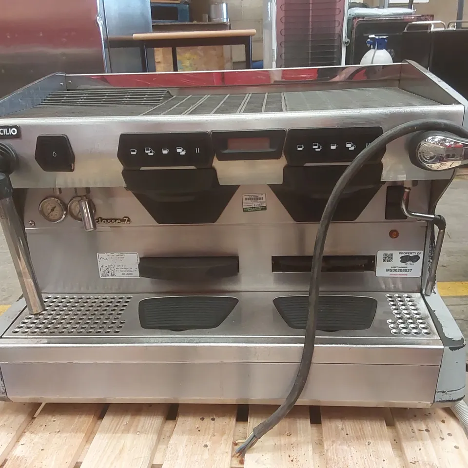 RANCILIO CLASSE 7 2 GROUP COMMERCIAL COFFEE MACHINE WITH ISTEAM