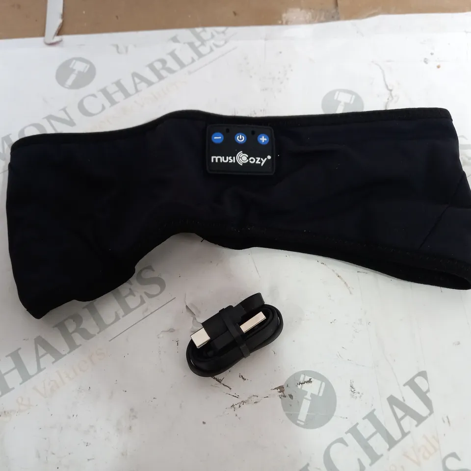 BOXED MUSICOZY WIRELESS SPORTS HEADBAND EARPHONES 