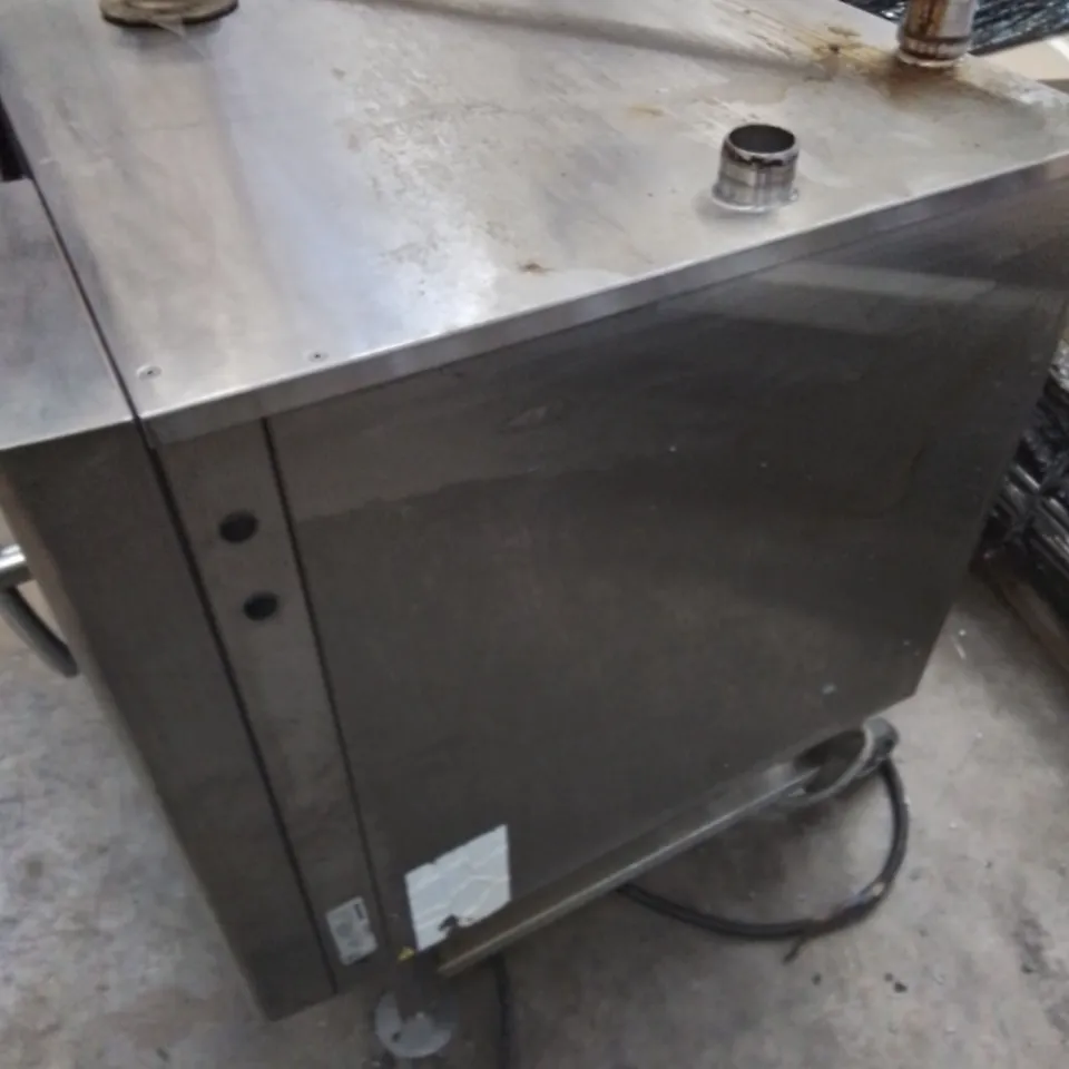 HOUNO COMMERCIAL OVEN CPE 1.06 