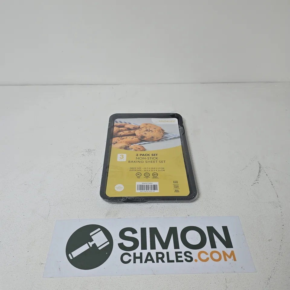 3-PIECE NON-STICK BAKING SHEET SET